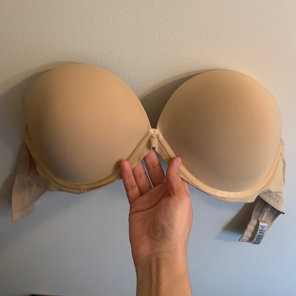 Like new strapless la senza nude bra 36DD